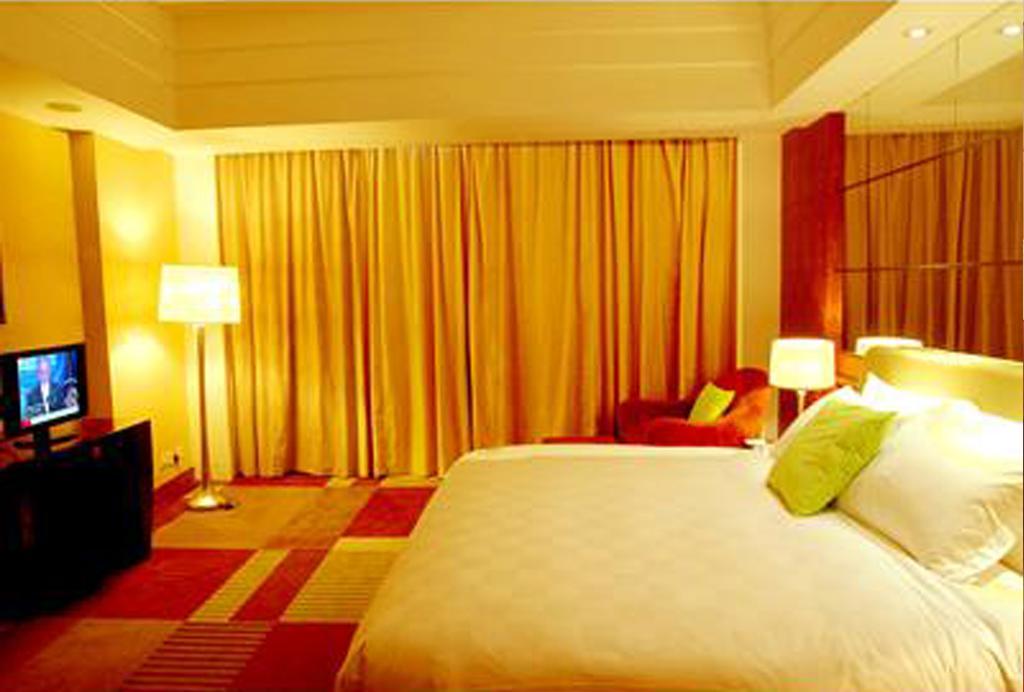 Huarui Danfeng Jianguo Hotel Yueyang Habitación foto