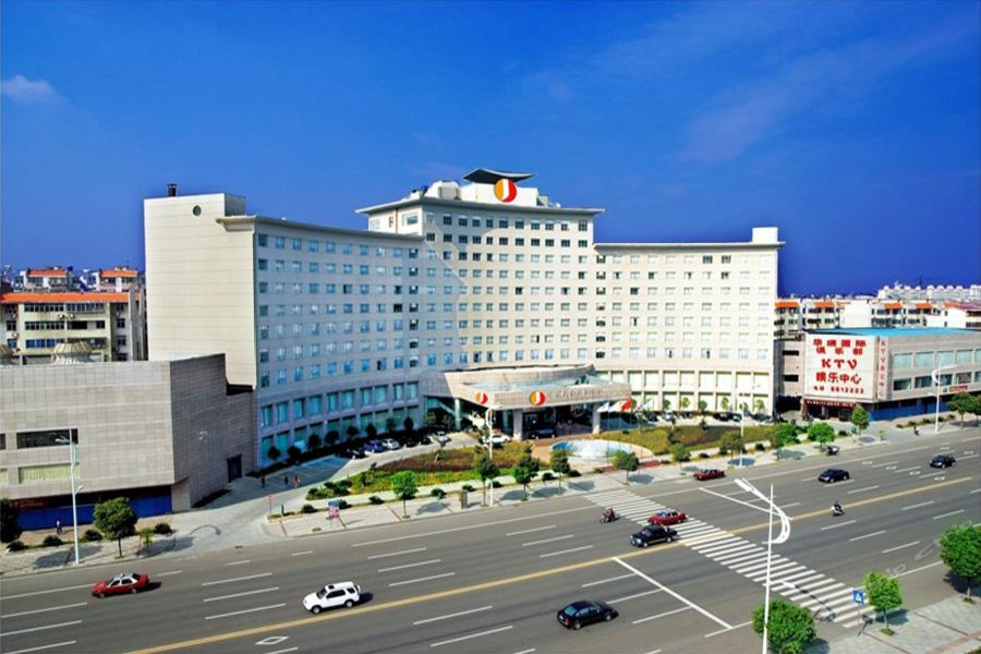 Huarui Danfeng Jianguo Hotel Yueyang Exterior foto