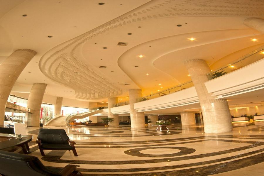 Huarui Danfeng Jianguo Hotel Yueyang Exterior foto